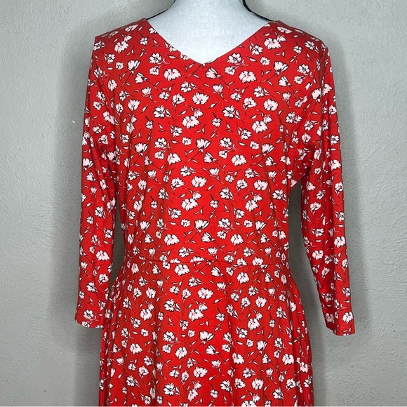 PACT Dakota red floral fit and flare dress pockets - Picture 6 of 8